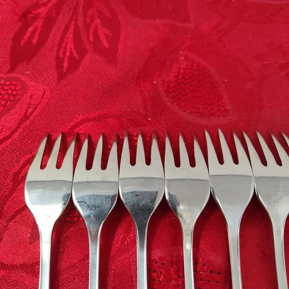 8X CF Colonial Shell Stainless Cocktail Forks Korea